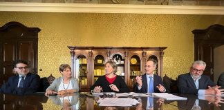 Raddoppio ferroviario, fugati i dubbi sui fondi Pnrr. “Tempi brevi per la valutazione delle 3 offerte e l’inizio degli espropri”