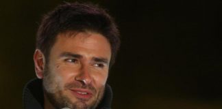 Di Battista: “Politica non è una professione”. E lancia ‘Schierarsi’