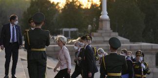 Ucraina, von der Leyen a Xi: “Serve pace giusta”