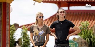 Pechino Express, eliminati Martina Colombari e Achille Costacurta