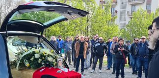 L’ultimo saluto al rugbista Battista Berra con i compagni di Mantova e Viadana. “Un maestro di vita”