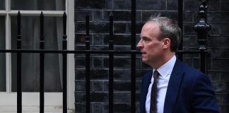 Gb, il vicepremier Dominic Raab si è dimesso