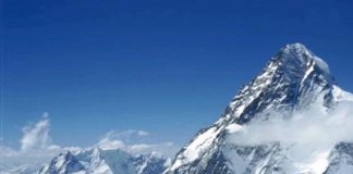 Valanga sull’Himalaya, travolto gruppo di turisti: almeno 7 morti – Video