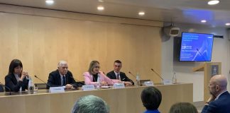 Cancro polmone avanzato, ok Aifa a rimborsabilità terapia orale giornaliera