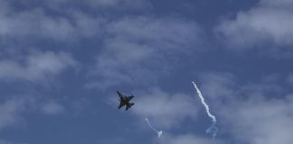 Israele, abbattuto aereo straniero proveniente dalla Siria