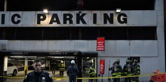 New York, crolla garage di 4 piani: un morto e 5 feriti – Video