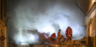 Francia, crolla palazzo di 4 piani a Marsiglia