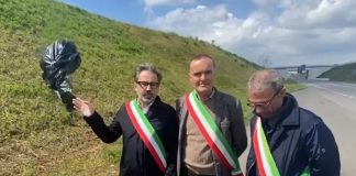 Rifiuti lungo la tangenziale di Guidizzolo: i sindaci Meneghelli, Cauzzi e Morandi scendono in campo