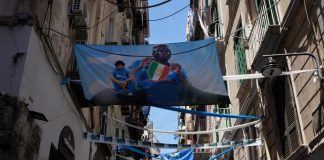 Calcio, Napoli pronta a festa scudetto: maxi zona rossa dalle 14