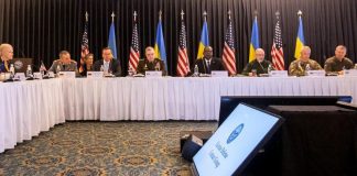 Nato chiama Ucraina, Russia minaccia: “Crolla tutto”
