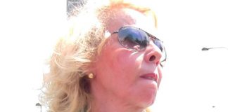 Berlusconi, Noelle ‘la pasionaria’ in corsia: “Prego per lui”
