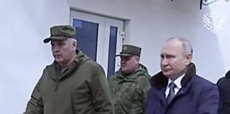 Ucraina, Kiev: “Putin non è andato nei territori occupati, era un sosia”