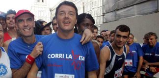 Renzi e la maratona di Milano: “Sorrisini e battutine, ma è stato grande traguardo”
