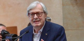 Venere influencer, Sgarbi: “L’avrei lasciata nuda ma contaminazione lecita”
