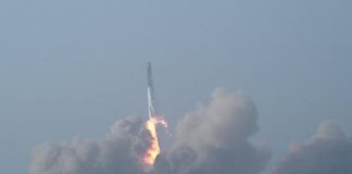 Space X, Starship decolla ma esplode subito – Video