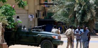 Sudan, rotta la tregua: riprendono combattimenti a Khartoum