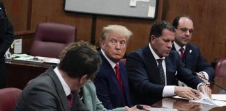 Trump si dichiara non colpevole. Il pm chiede la protezione per i testimoni