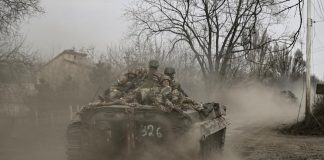 Russia, Prigozhin: “Putin fermi la guerra in Ucraina”
