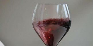 Vino: il rosso potrebbe ridurre alcuni grassi nel sangue nemici cuore, al via studio