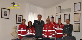 Donati dalla Gdf alla Croce Rossa di Castiglione capi di abbigliamento sequestrati