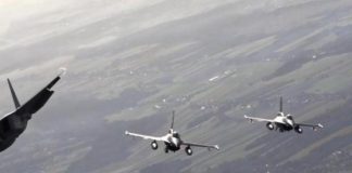 Ucraina, aereo Russia intercetta due bombardieri Usa sul Baltico