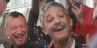 Amadeus chiama Fiorello in diretta: “Sanremo? Stiamo lavorando in serenità”