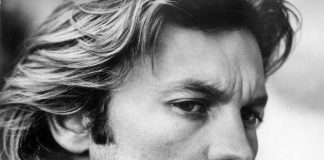 La moglie di Helmut Berger: “Nemmeno informata dei funerali, intervenga la polizia”