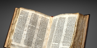 Bibbia da record, venduto a 38,1 milioni di dollari il testo ebraico più antico