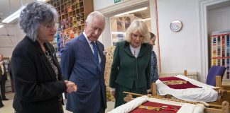 Carlo III, primo evento con Camilla: conto alla rovescia per l’incoronazione