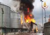 Ravenna, incendio in distilleria a Faenza: in fiamme 15 silos