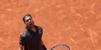 Roland Garros 2023, Fognini batte Auger-Aliassime e va al secondo turno