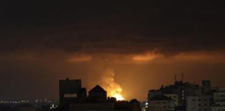 Mo, raid israeliani nella Striscia di Gaza: 12 morti