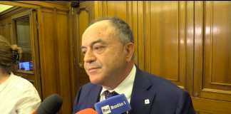 Mafia, Gratteri: “Cambia con la società, oggi fa pubblicità a proprio potere sui social”