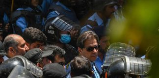 Pakistan, rilasciato ex premier Imran Khan