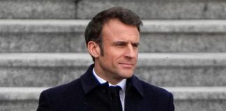 Macron annuncia: “Formeremo piloti ucraini”