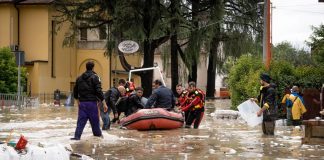 Alluvione Emilia Romagna, “rischio sanitario elevato: evacuare i residenti”