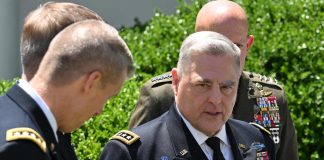 Guerra Ucraina-Russia, generale Milley: “F-16 non sono l’arma magica”