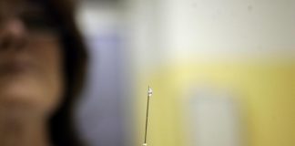 Vaccino antinfluenzale, domani si parte con le categorie protette. Dal 13 per tutti