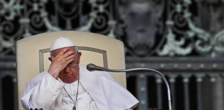 Pedofilia, papa Francesco: “E’ il momento di rimediare al danno”