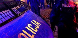 Polonia, entra in orfanotrofio con coltello: uccisa 16enne, 9 feriti