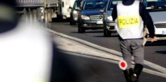 Contromano in autostrada sul raccordo Perugia-Bettolle: patente ritirata