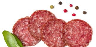 Salame, richiamati tre marchi per listeria e salmonella: quali sono
