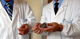 Salute, 150-200 attacchi hacker a pacemaker e defibrillatori, ‘troppo vulnerabili’