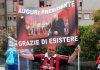 Berlusconi, dai pompelmi all’acqua santa: 45 giorni di omaggi e ‘processione’ supporter