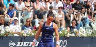 Wta Rabat 2023, ritiro Trevisan nei quarti per un problema al polpaccio