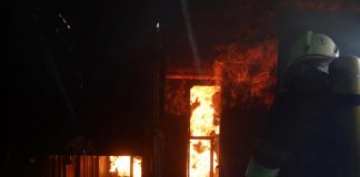 Ucraina, colpita raffineria in città russa. “Kiev verso vertice pace senza Mosca”