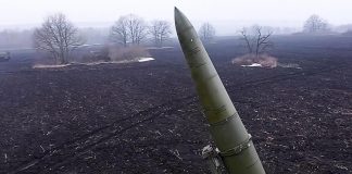 Ucraina, armi nucleari russe a Minsk: la reazione di Biden