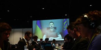 Ucraina, Zelensky: “Gloria all’Europa, siamo liberi”