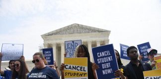 Corte Suprema Usa ‘boccia’ Biden: no a cancellazione debiti studenti