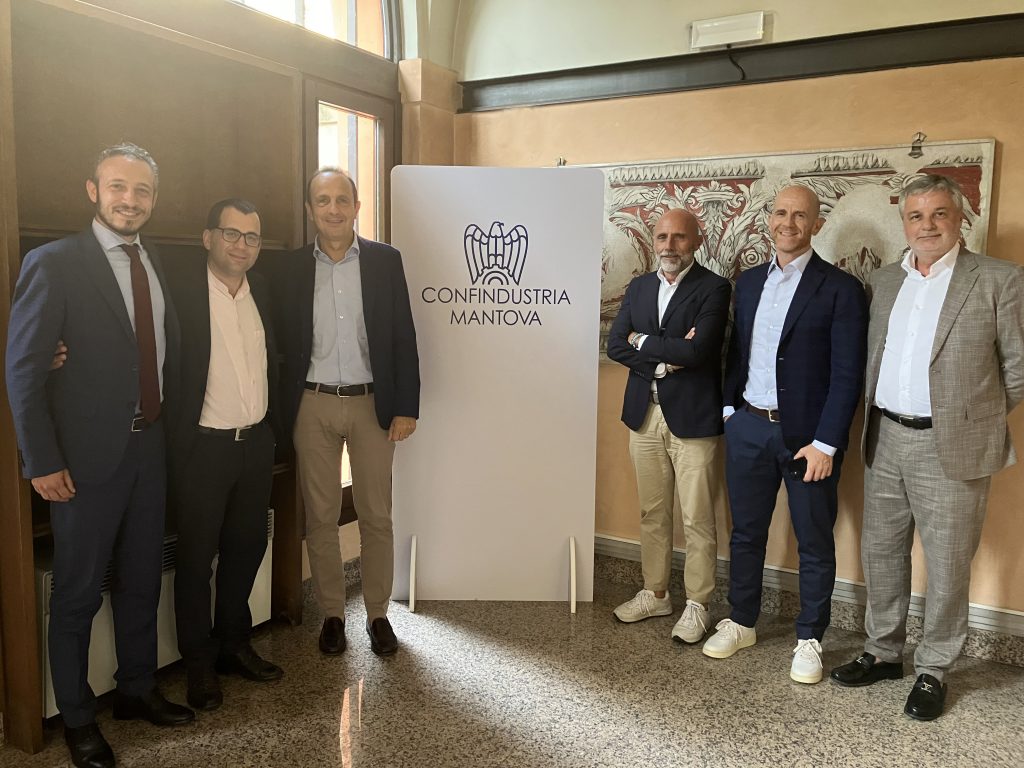 Tavolo in Confindustria per efficientamento idrovia che collega Mantova ...